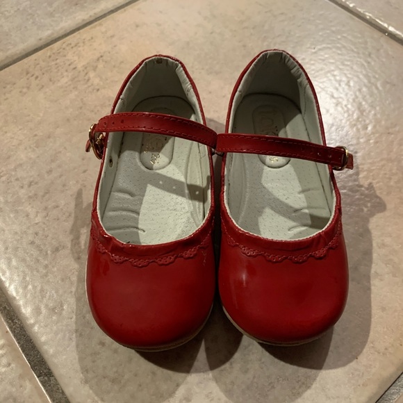 Other - Little girls red shoes